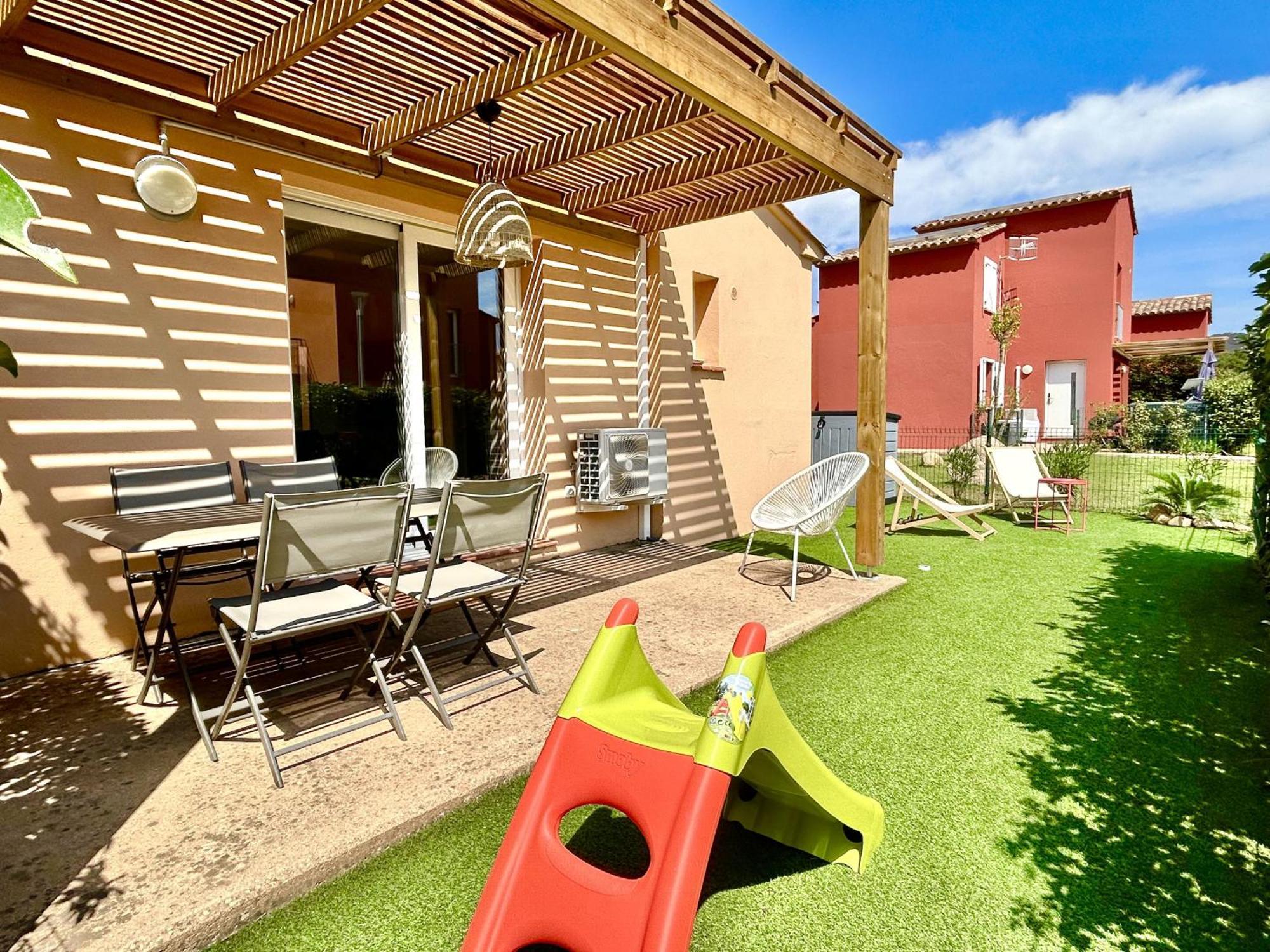 Residence Hoteliere Les Hameaux De Saint Cyprien Appartement 2 Chambres Lecci Dış mekan fotoğraf