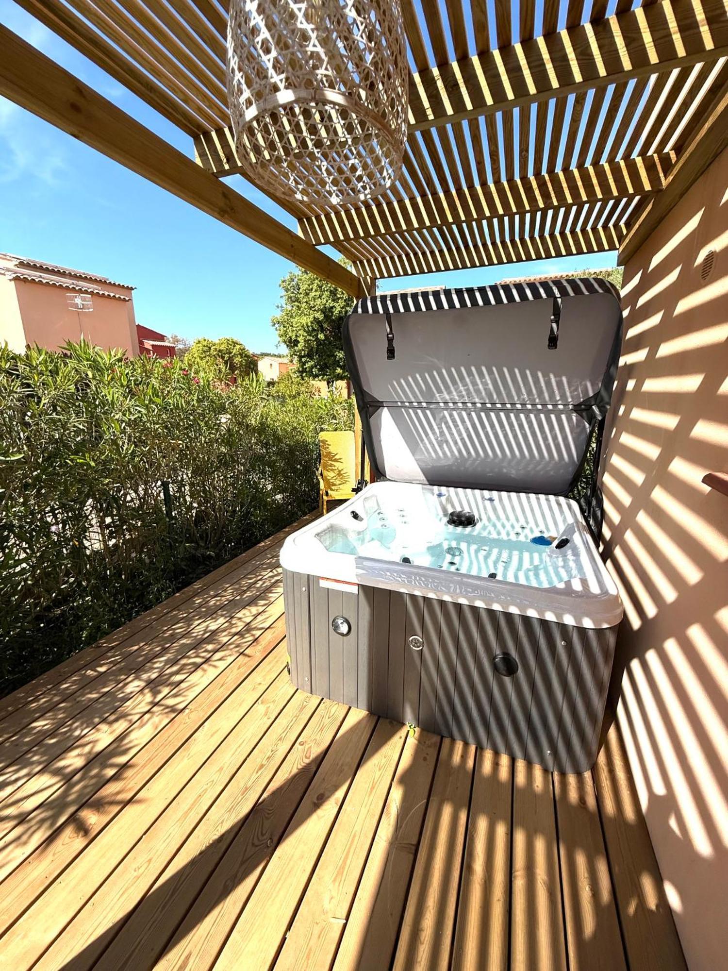 Residence Hoteliere Les Hameaux De Saint Cyprien Appartement 2 Chambres Lecci Dış mekan fotoğraf